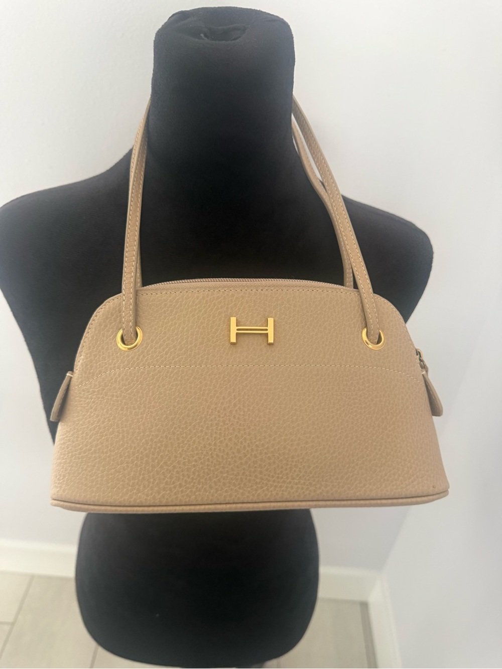 Beige Leather Shoulder Bag with Gold Hardware